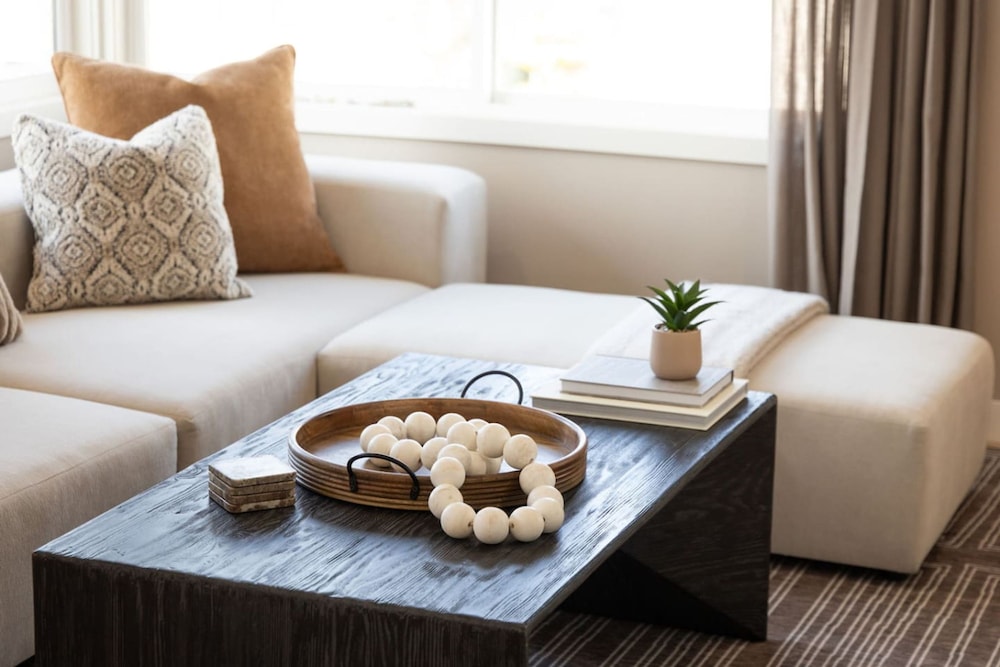 The Drift Manhattan Beach Luxury Design Steps to the Beach