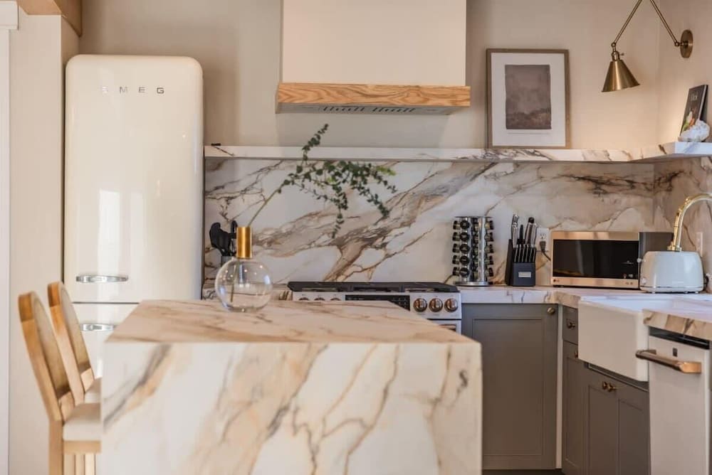 @ Marbella Lane - Vibrant & Chic Designer Home