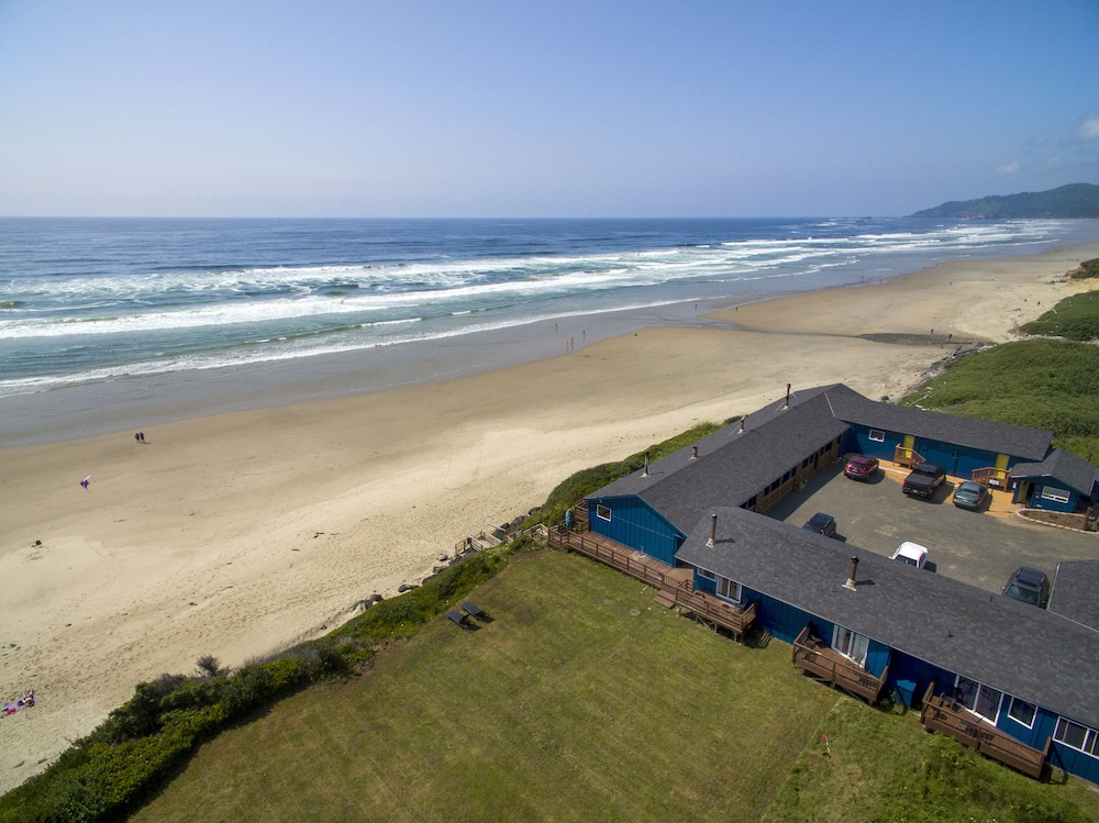 Moolack Shores Inn