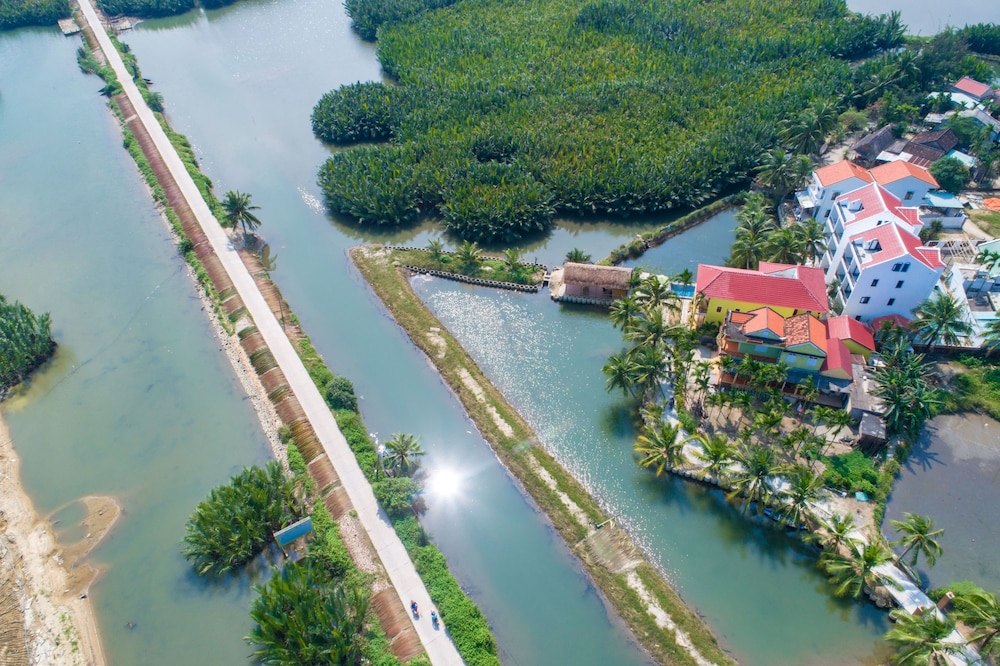 Lakeview Villa Homestay Hoi An