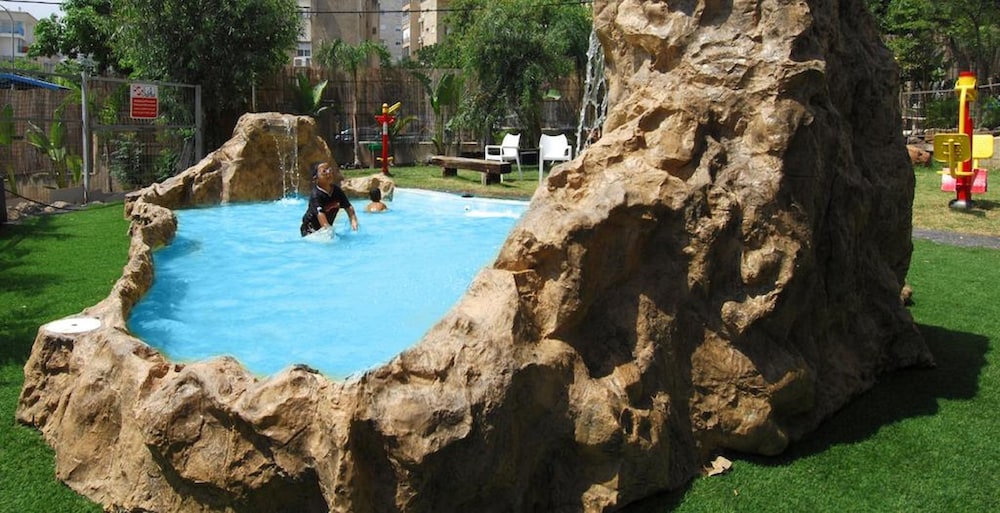 Tiberias Vacations - Arazim Complex - Property Image 3