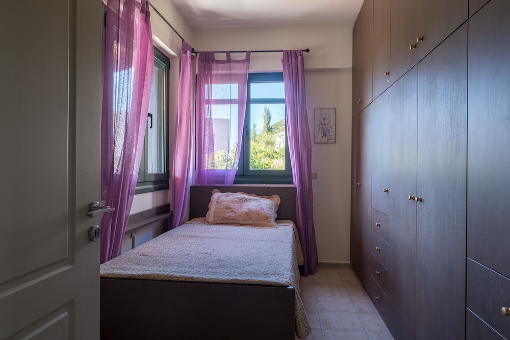 Ioanna's Residence