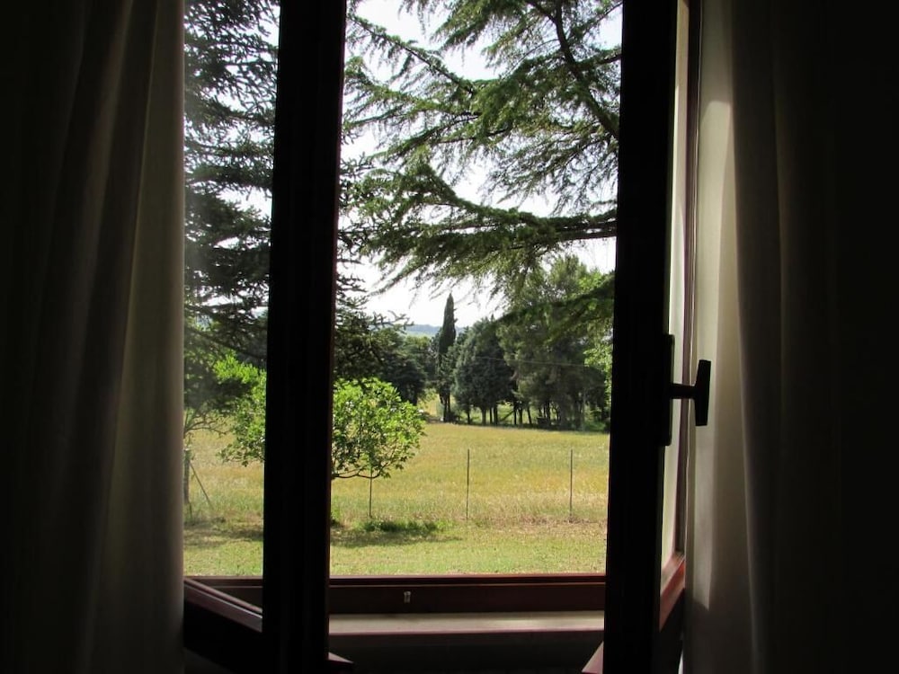 VILLA RINA GUEST HOUSE