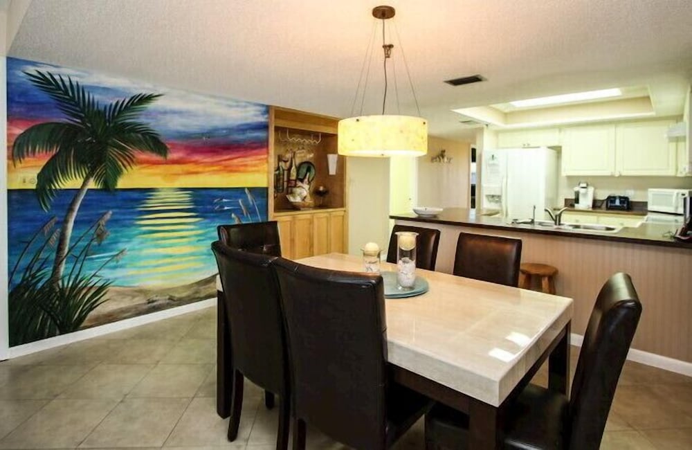 Sea Oats Beach Resort by Liberte