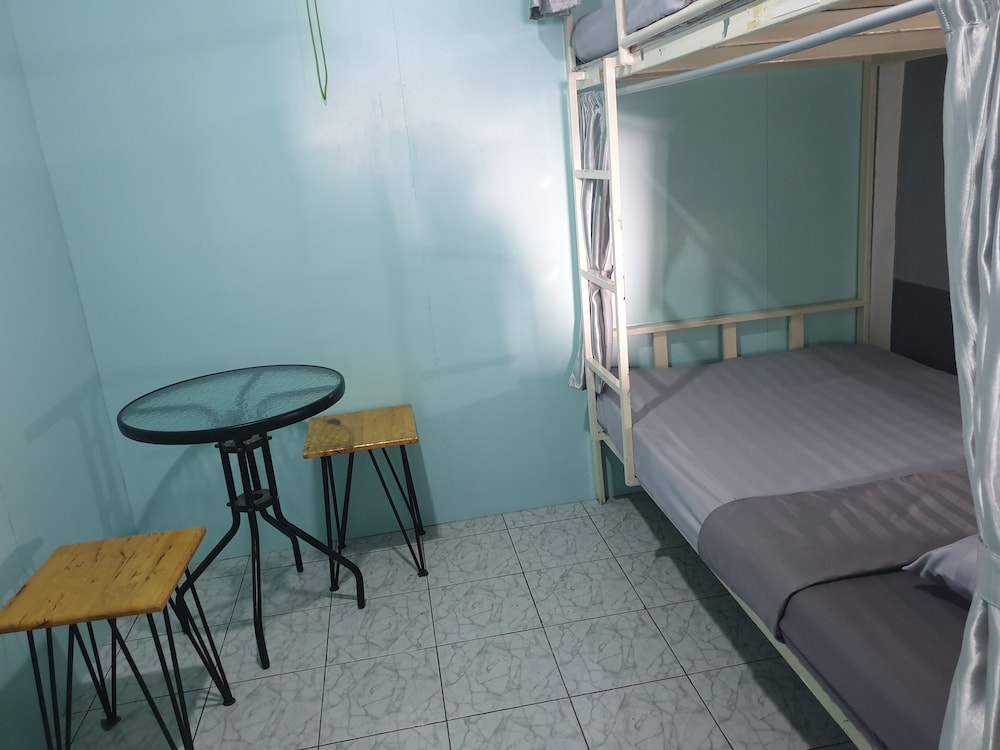 i-smile MeU2 Hostel