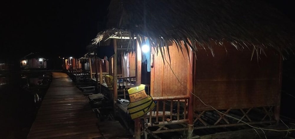 Khao Sok Secret - Hostel