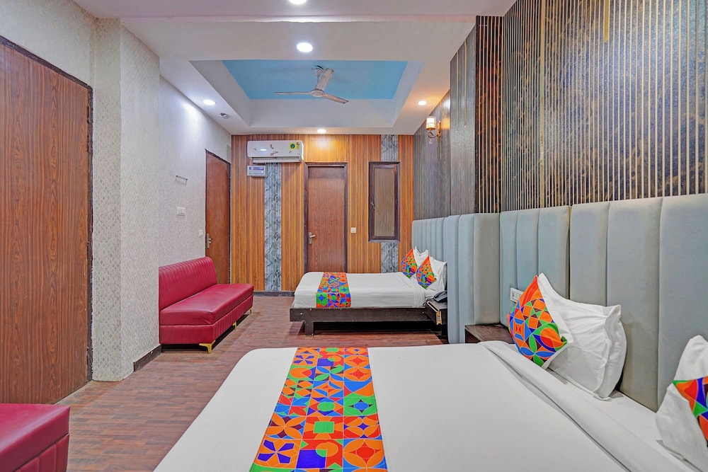 Fabhotel Pingla Residency