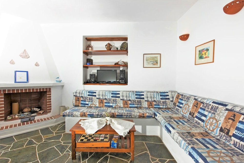 Sifnos Residence