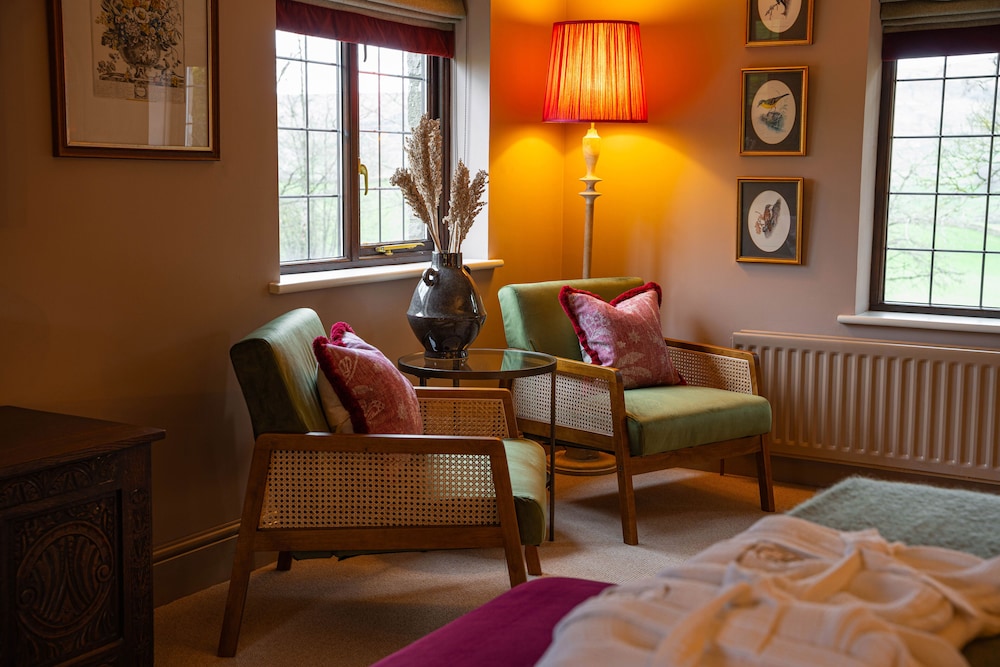 Stone House Hotel