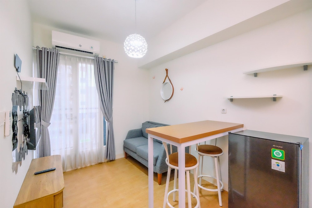 Homey and Restful 2BR Podomoro Golf View Apartment