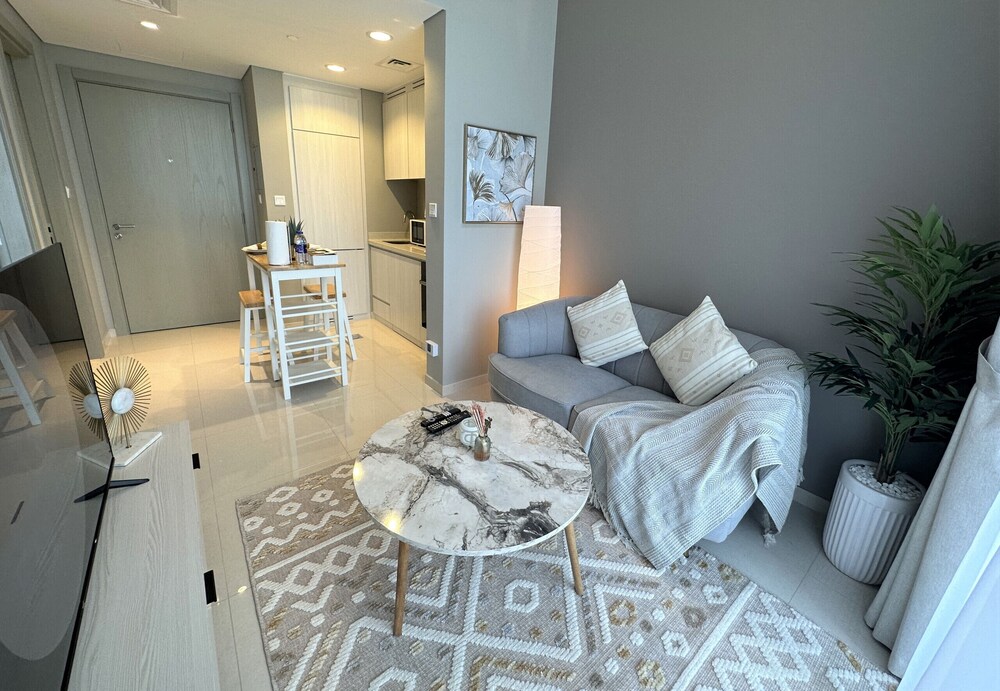 Easygo-cozy 1bdr Zada Tower