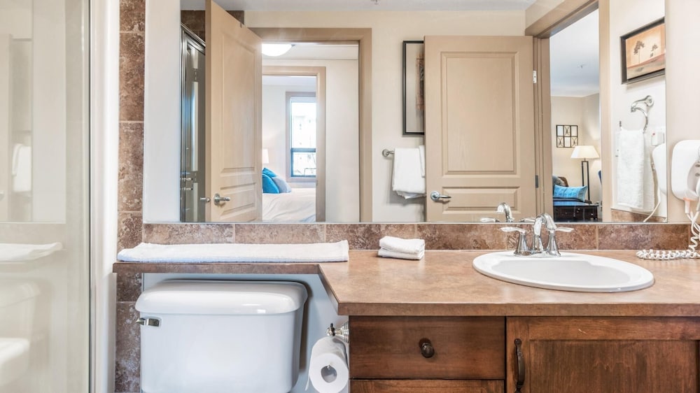 Prime Location at Playa #214 - Image 3