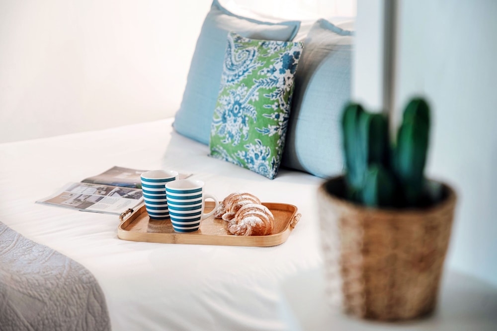 Hotel Glen Eyrie Castle & Conference Center A Ministry of the Navigators - Image 1