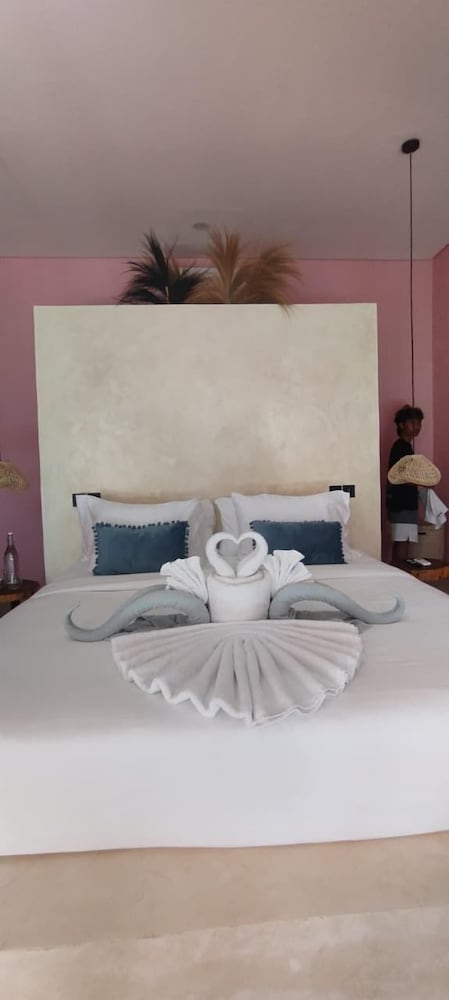 The Hyde Boutique Hotel