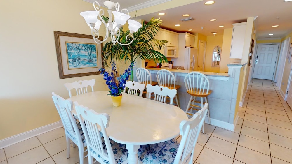 Beach House 2 by Tybee Vacation Rentals