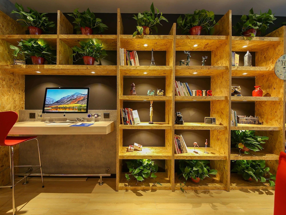 ibis Weinan Normal University Chaoyang Street Hotel