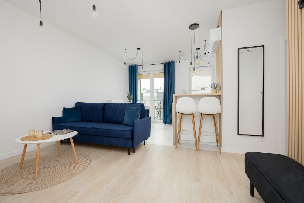 Herbu Oksza Apartment Warsaw by Renters view 5