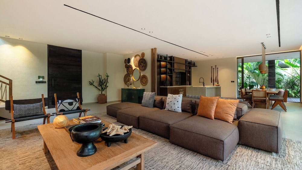 Villa Fiji by Villa Finder