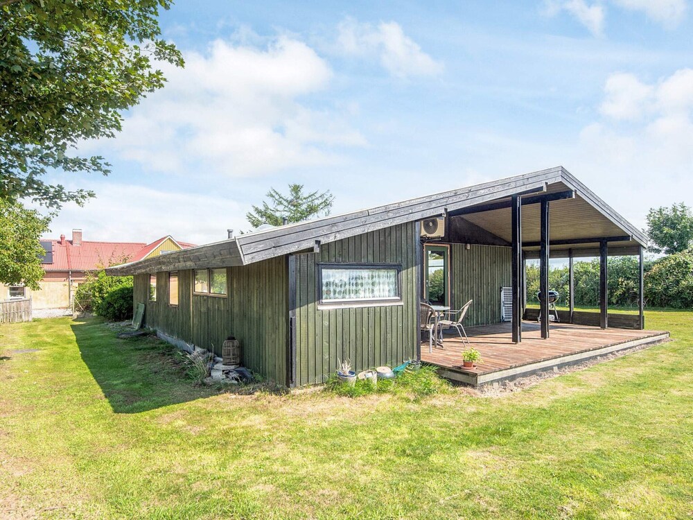 6 Person Holiday Home in Juelsminde