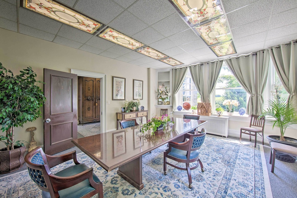 meeting & event spaces