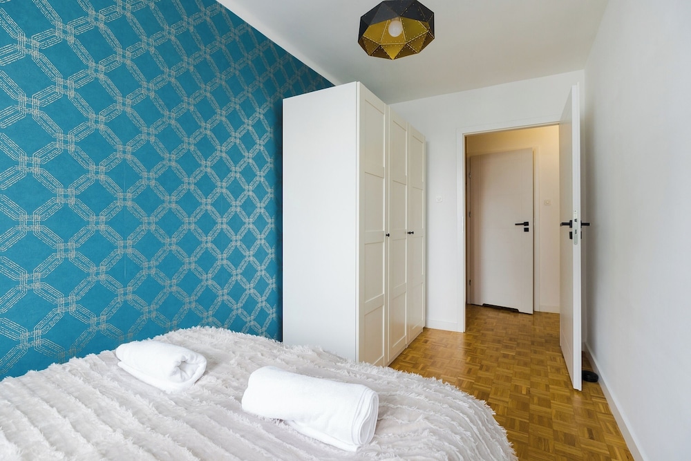ShortStayPoland Grzybowska B167 view 5