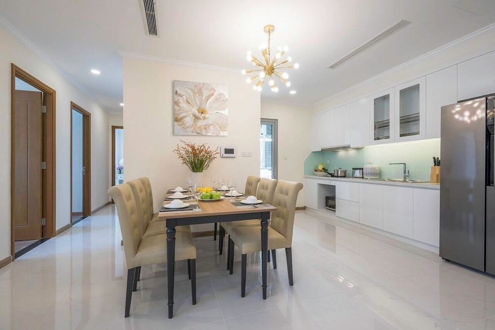 Somi Luxstay LP
