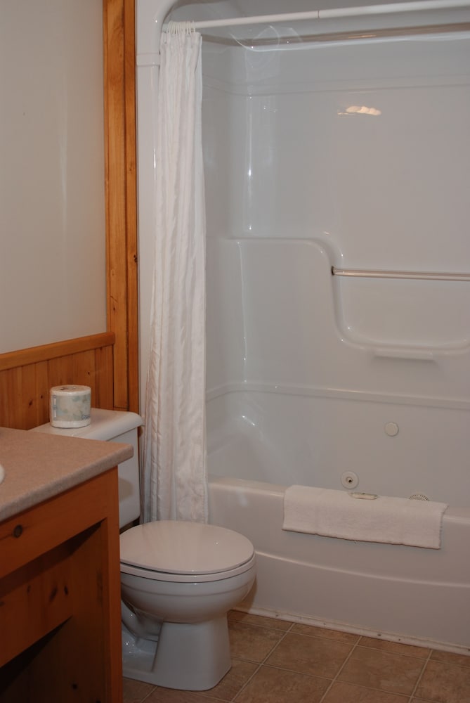 Shining Waters Cottages
