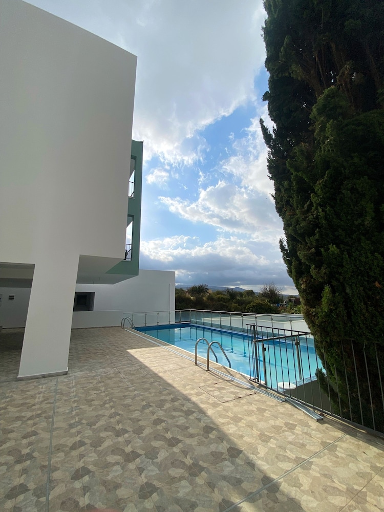 32 PEY - Stay Peyia Sunset Pearl