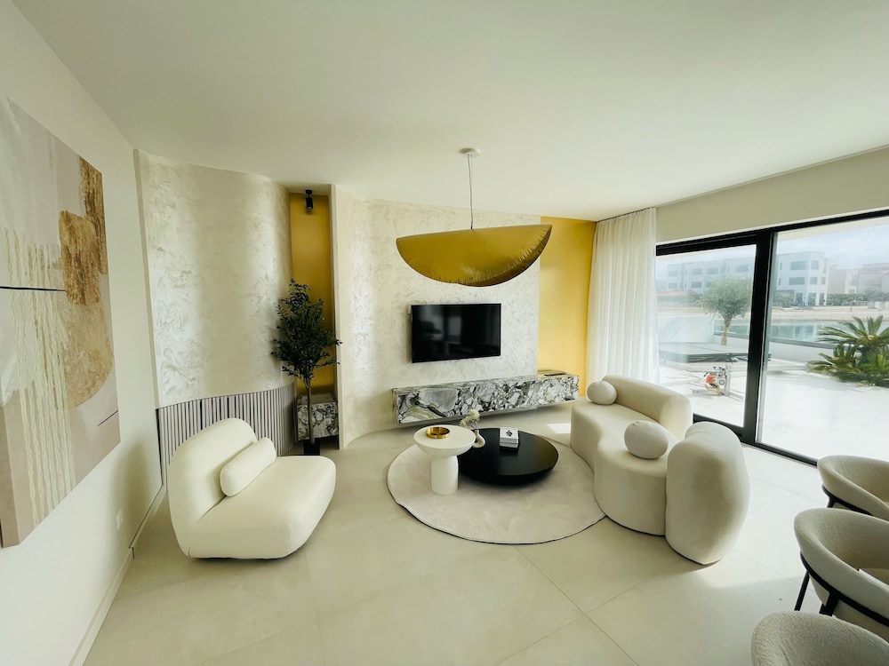 Villa Noles