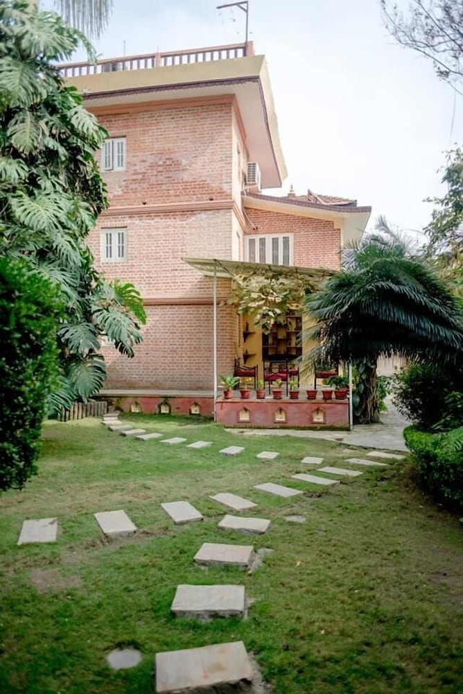 Photo 19