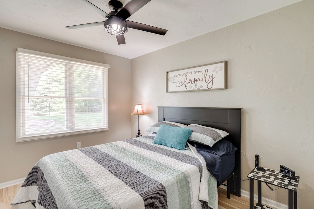 1 Mi to Beach: Dog-friendly Condo in Lake Mills!