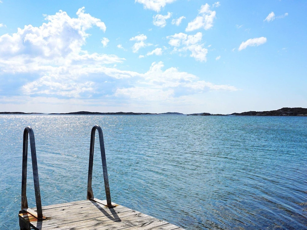 2 Person Holiday Home in Marstrand-by Traum