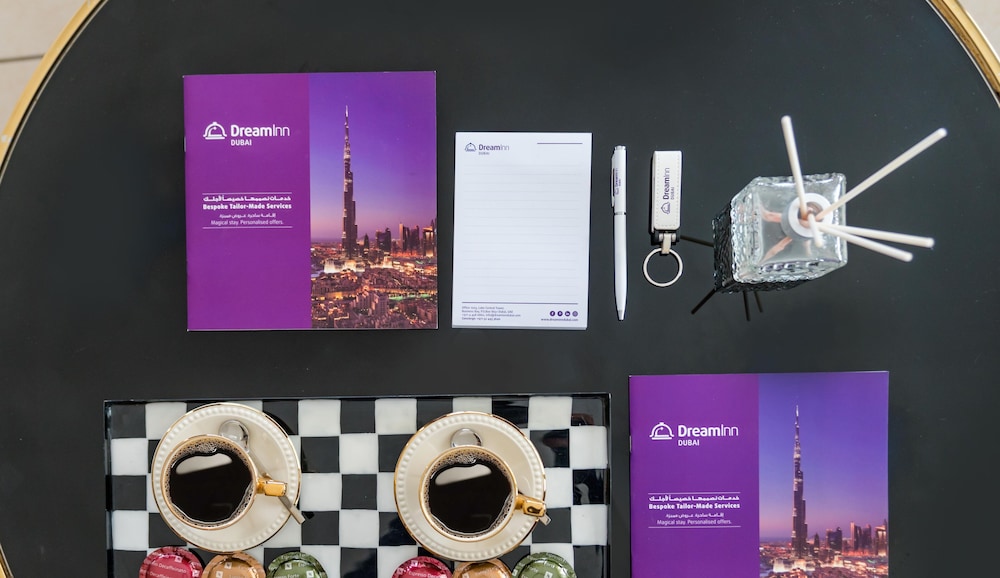 Dream Inn Dubai Apartments - Burj Views