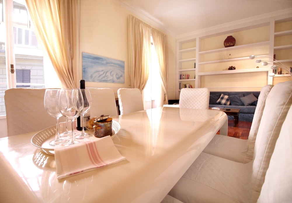 Wonder Prestigious Apt