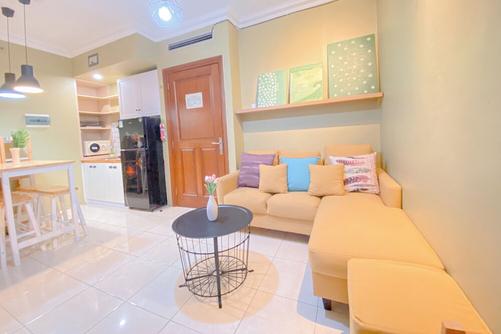 Gorgeous 2Br At Grand Setiabudi Apartment