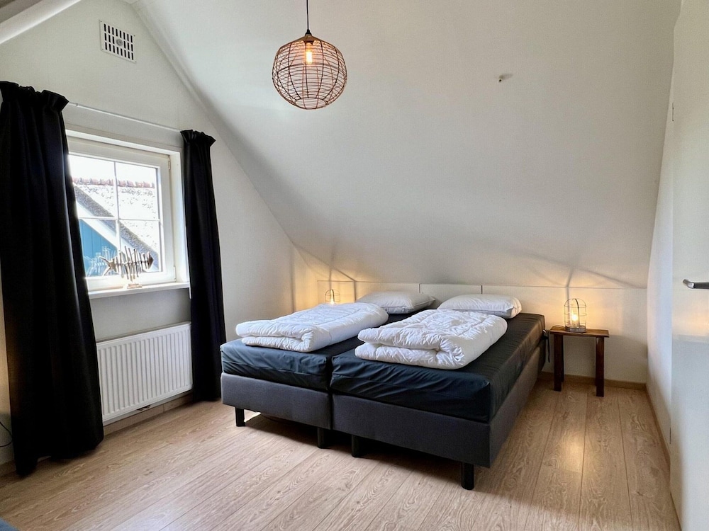 Apartment in Sint Maartenszee Near Beach