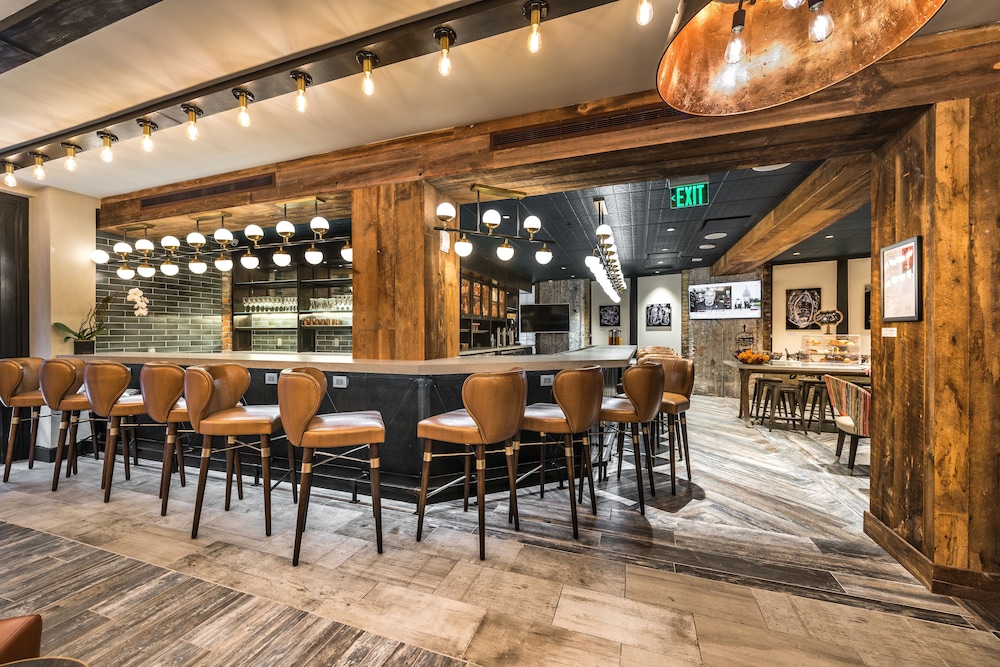 New Orleans Vacations - The Mercantile Hotel New Orleans - Property Image 1