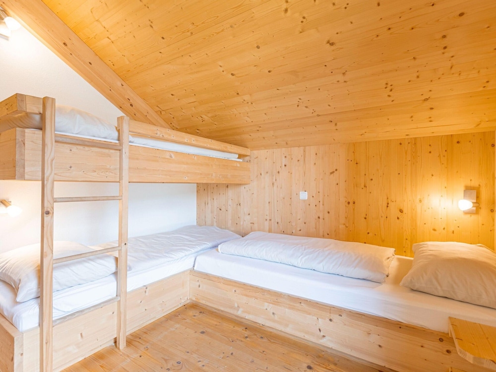 Modern Chalet With Infrared Sauna