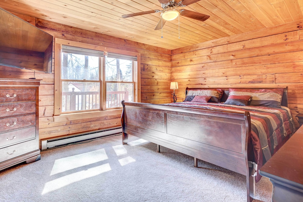 Pocono Vacation Rental With Game Room! view 4