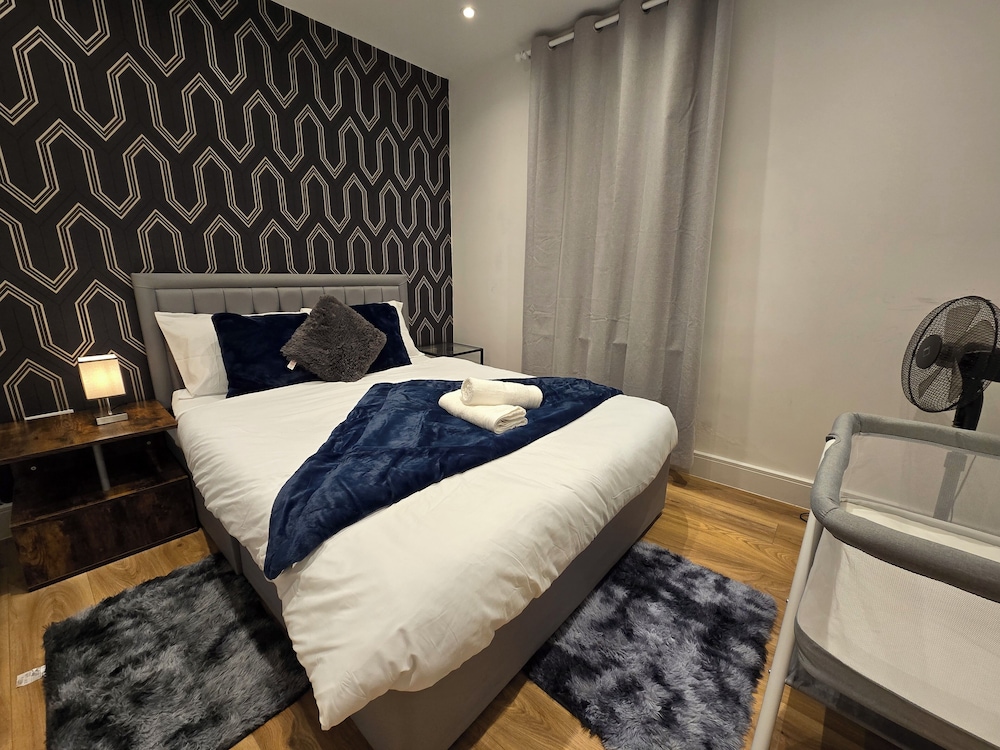 Cozy Apt Step Away Hyde Park and Oxford Street