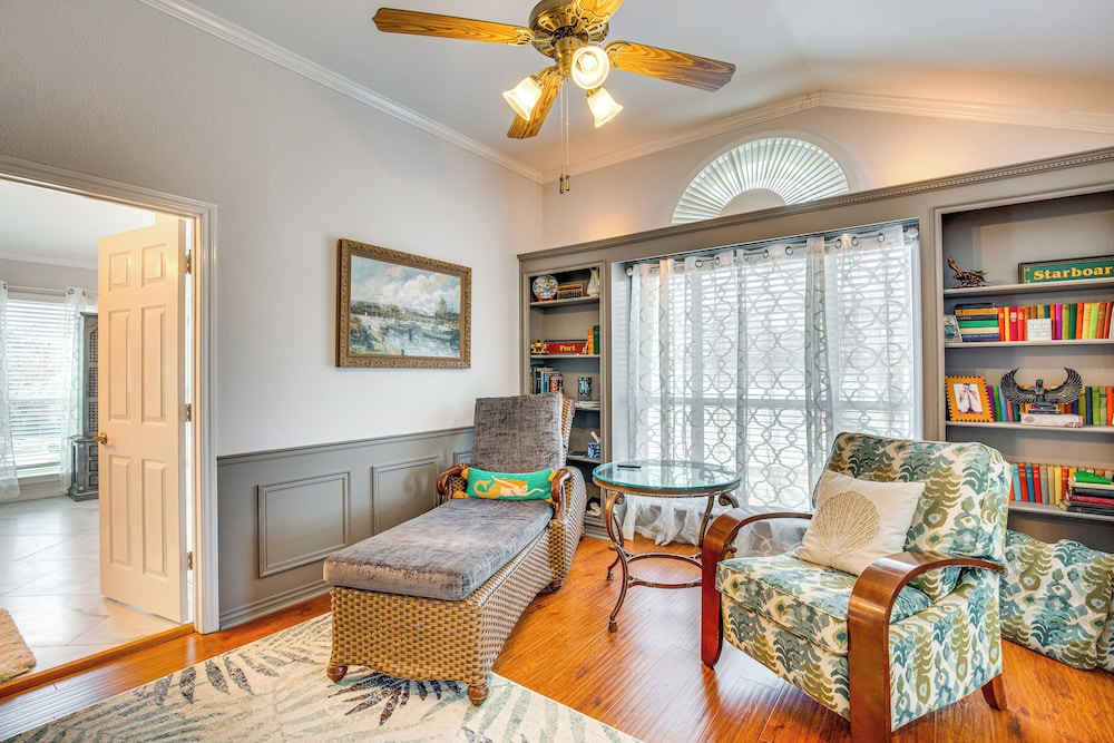 3 Mi to the Star: Spacious Home w/ Yard + Gazebo!