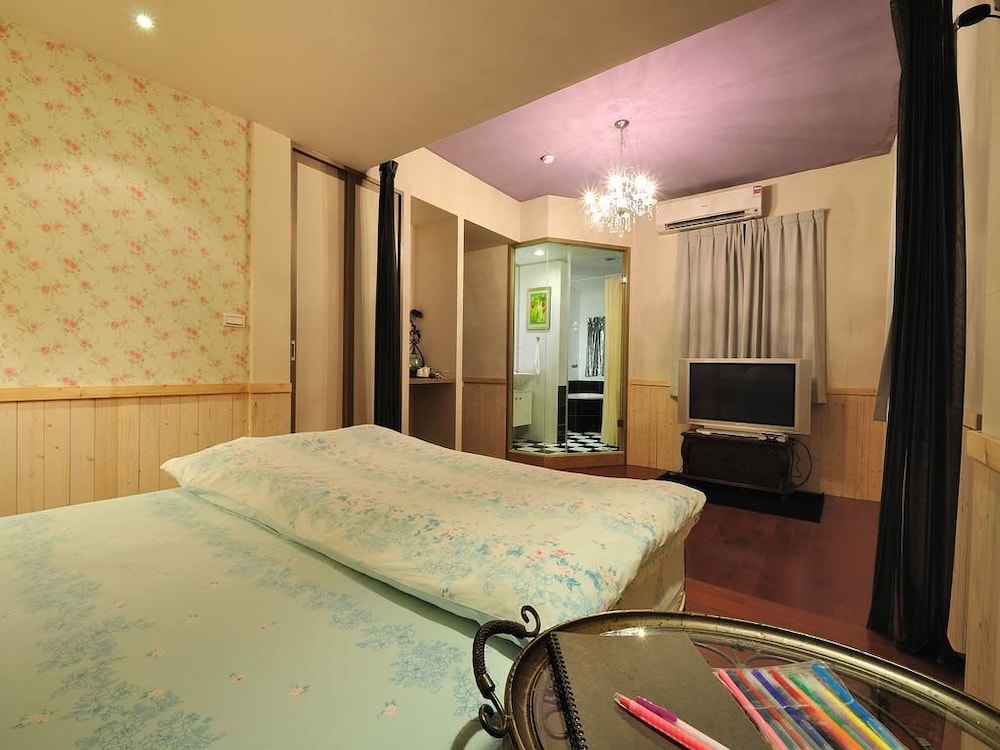 Sunnyrain Bed And Breakfast