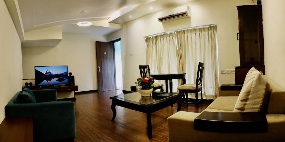 Manas Resort with Petting Zoo