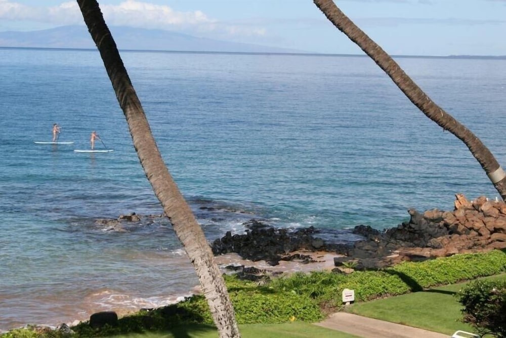 Kamaole Nalu, #601 2 Bedroom Condo by RedAwning
