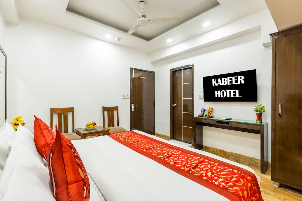 Hotel Kabeer New Delhi Railway Station