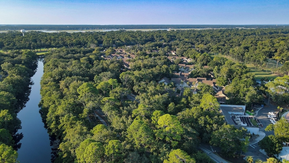 Hilton Head Retreat Gated Villa, Pets OK