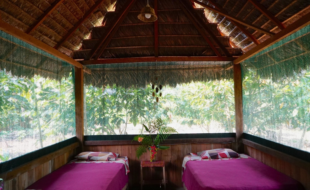 Area de Conservacion Bahuaja - Ecolodge view 2