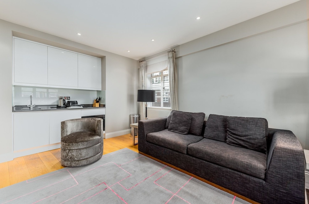 Nell Gwynn House Apartments