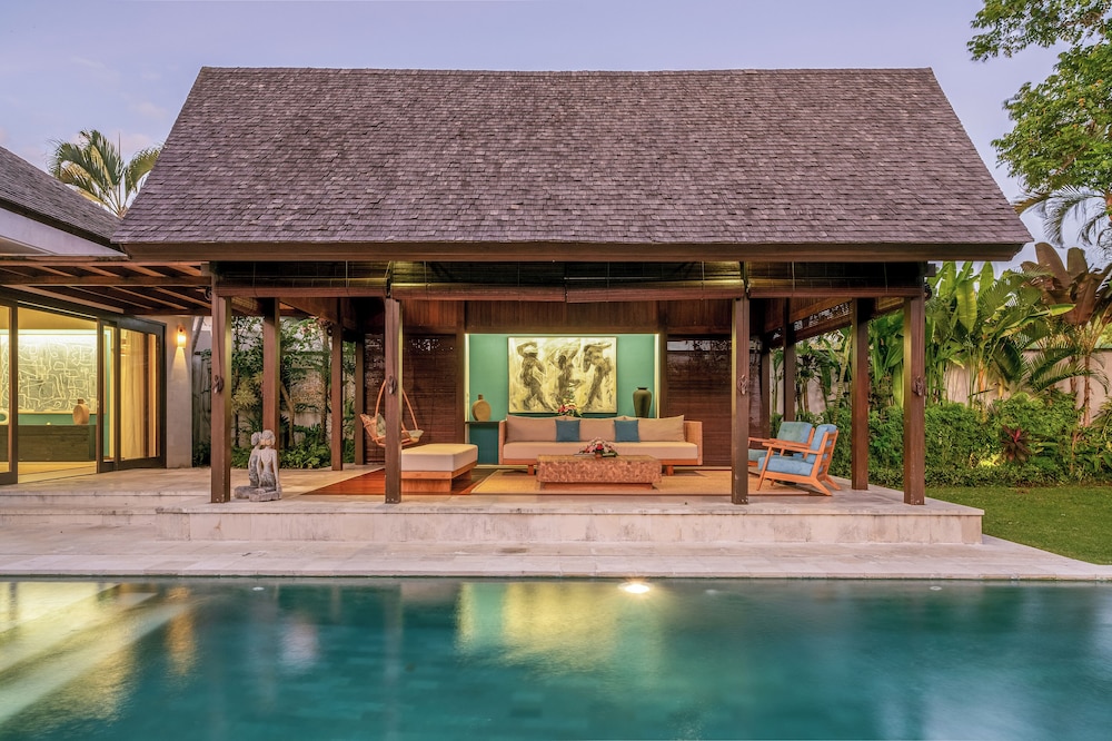 Saba Villa