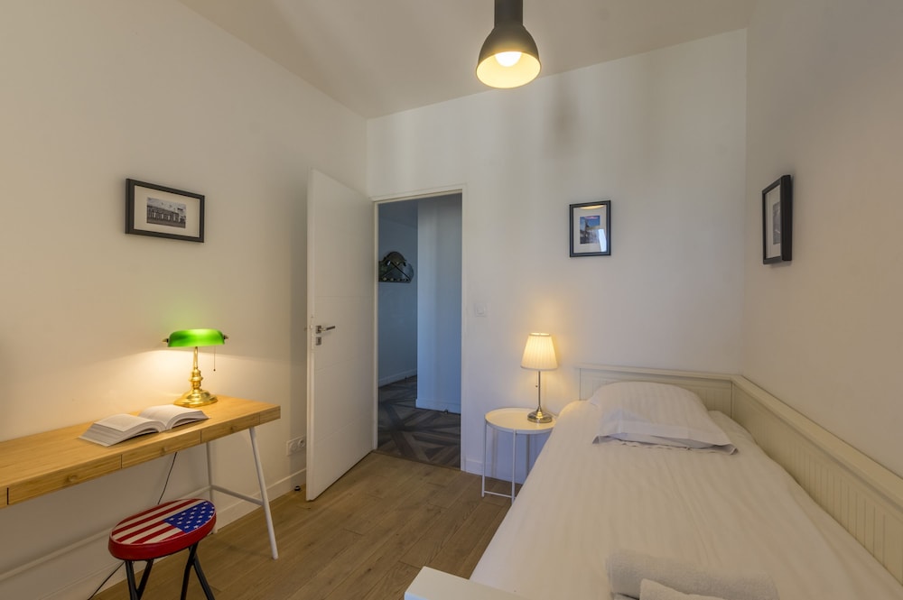 Le Petit Prince - Premi re Conciergerie